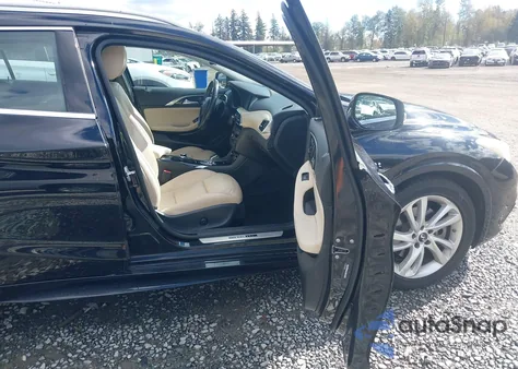 2017 Infiniti Qx30 Premium из США, поврежденный, VIN SJKCH5CP5HA025796